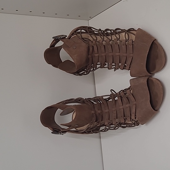 Vince Camuto Taupe Leather Caged Sandal - Picture 1 of 4